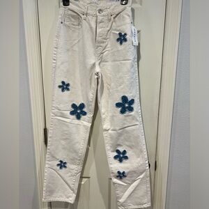 Pacsun white dad jeans with indigo flowers size 25